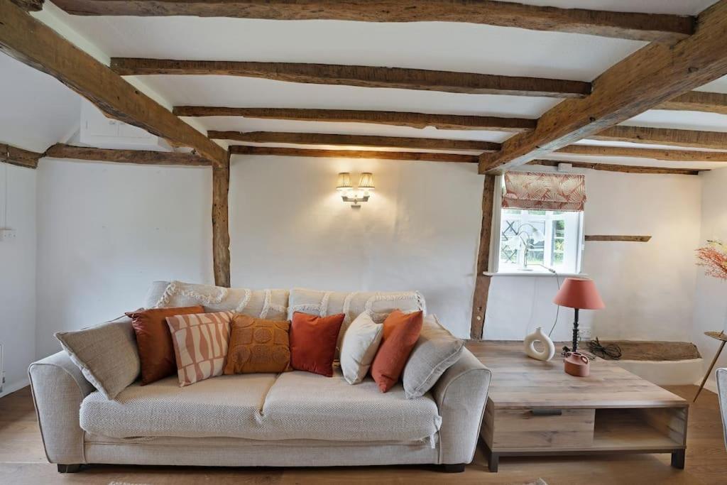 Willa Local Walks Pub Gardens Pet Friendly Landscaped Gardens And Free Private Parking Doddington  Zewnętrze zdjęcie